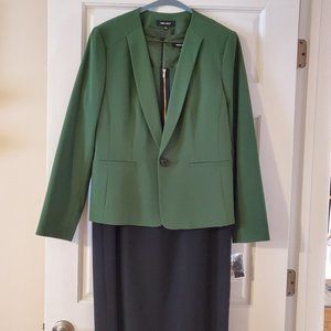 New Nine West Dress Suit Green and Black Never Worn Size 10